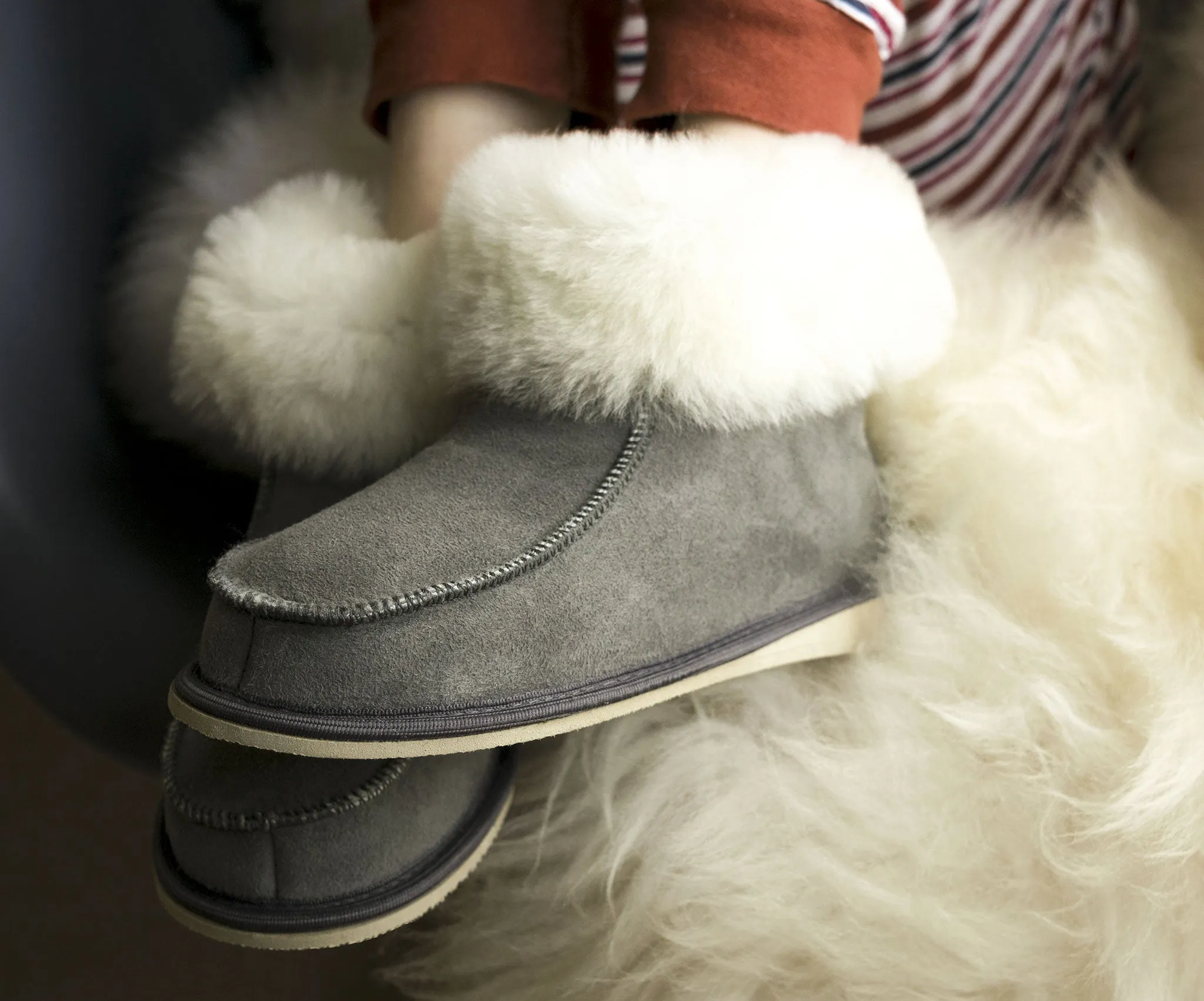 Kids Aesop Sheepskin Slippers - Grey