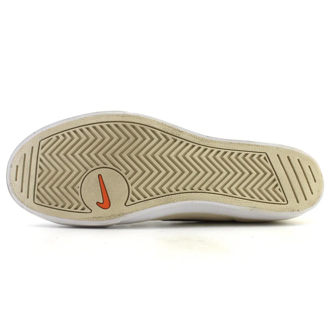 NIKE CAPRI CANVAS