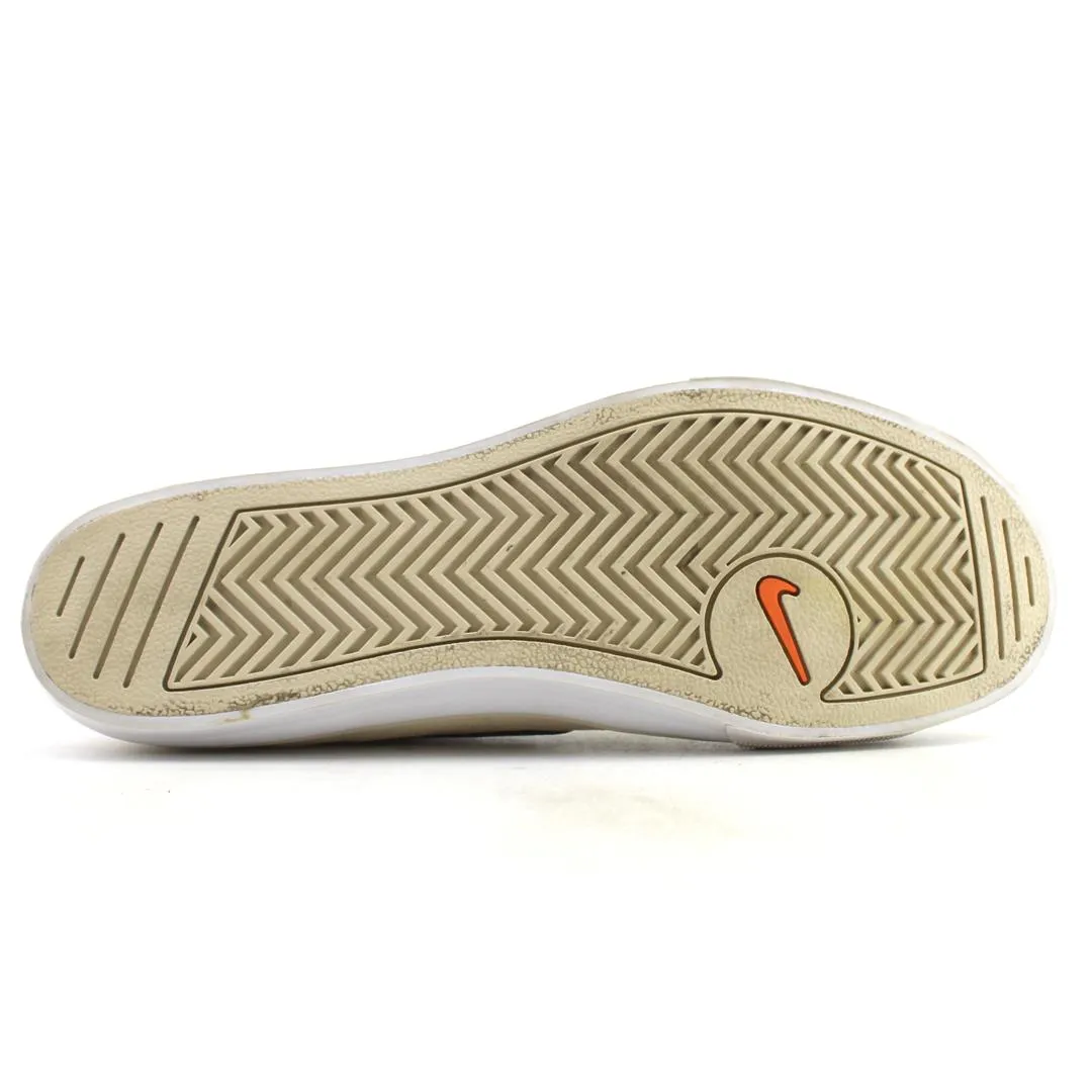 NIKE CAPRI CANVAS