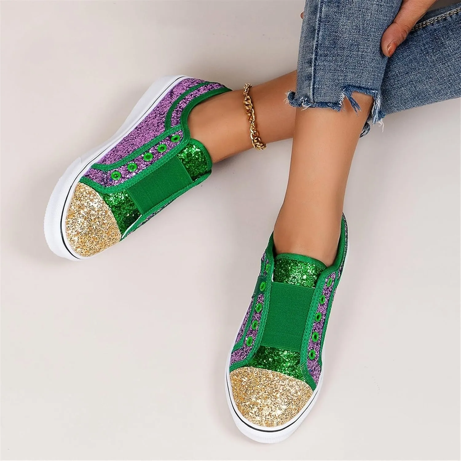 Women's Glitter Sequins Sneakers Fashion Color Matching Round Toe Slip On Flat Canvas Shoe Casual Lightweight Breathable Non Slip Dance Shoes